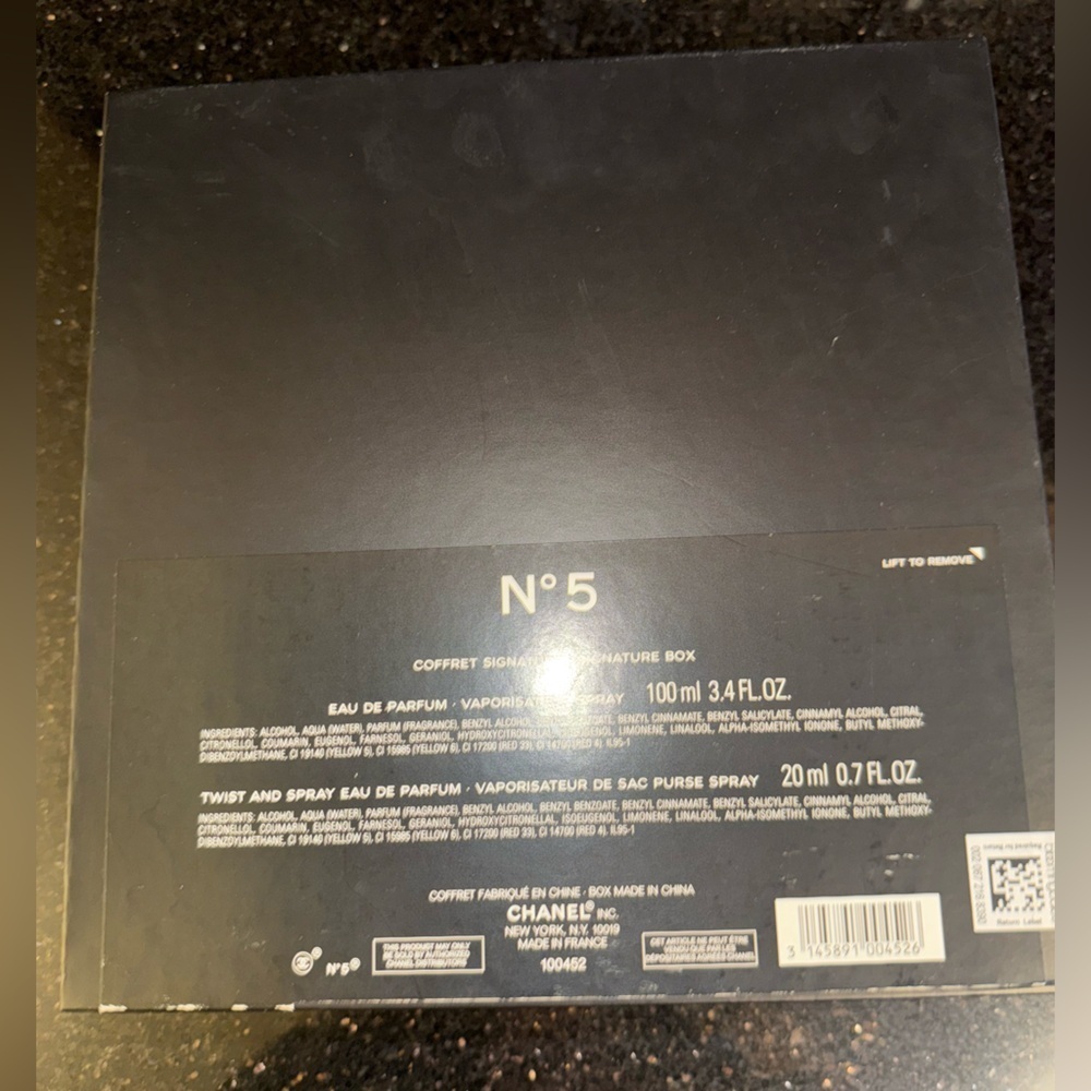 Authentic Chanel Empty Gift Box Only – No Item Included - Picture 3 of 5